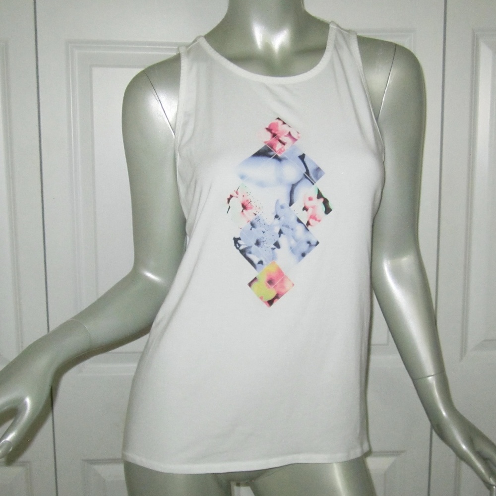 CALIA Carrie Underwood White Graphic Tee Large